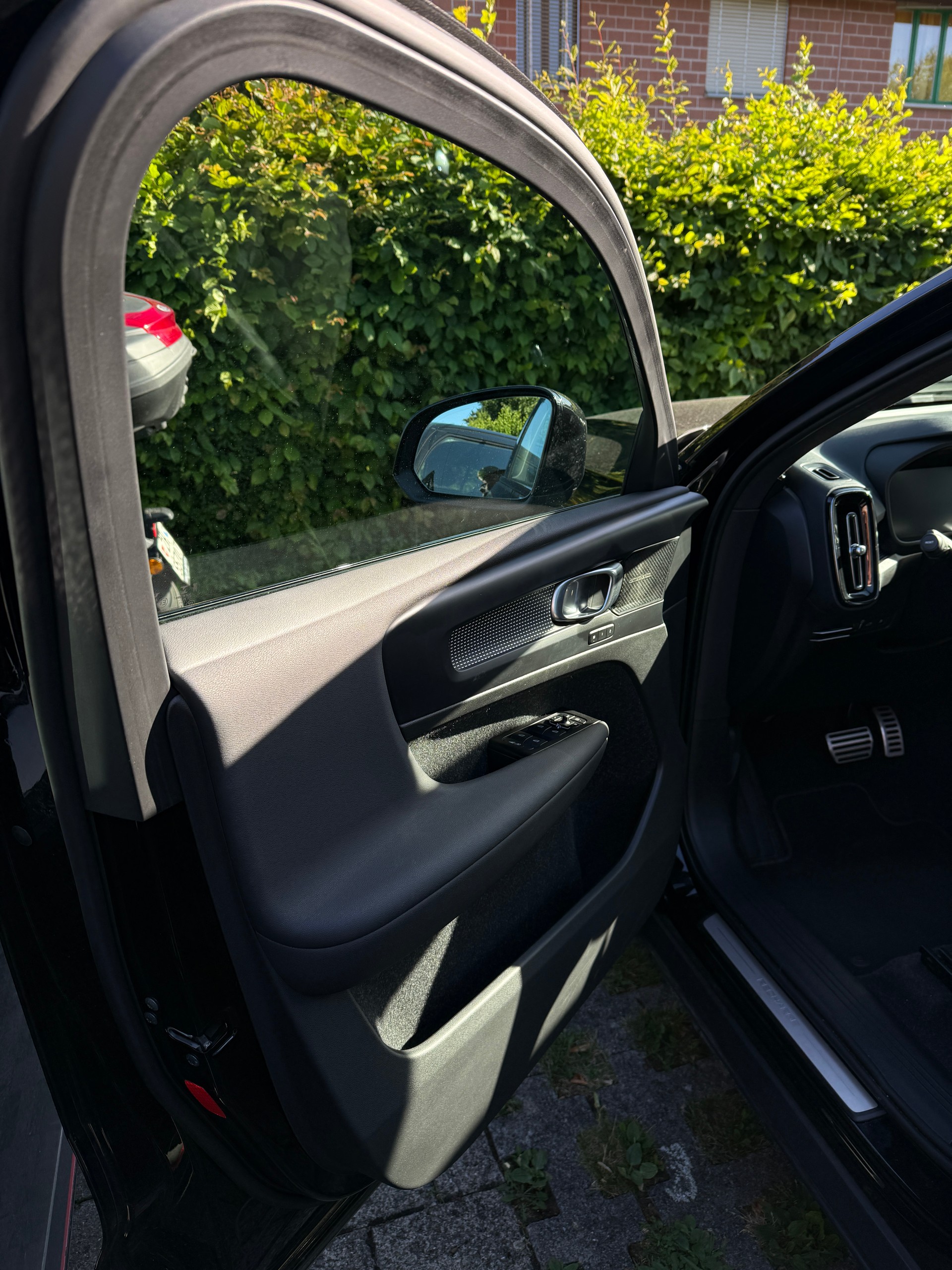 VOLVO T5 TwE R-Design DCT-image-5