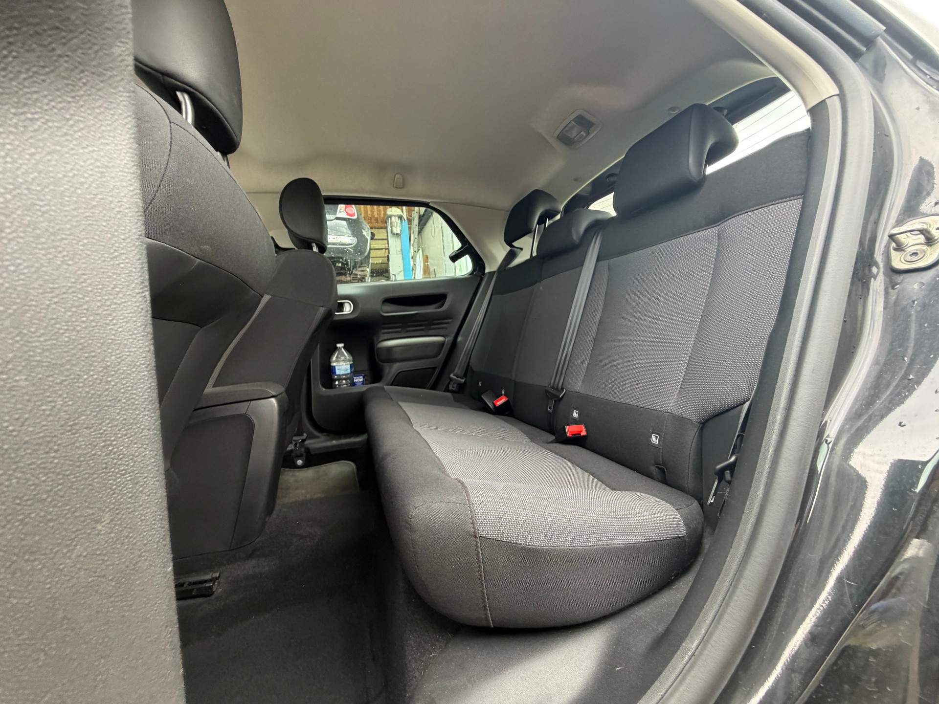CITROEN C4 Cactus 1.5 Blue HDi Shine-image-13