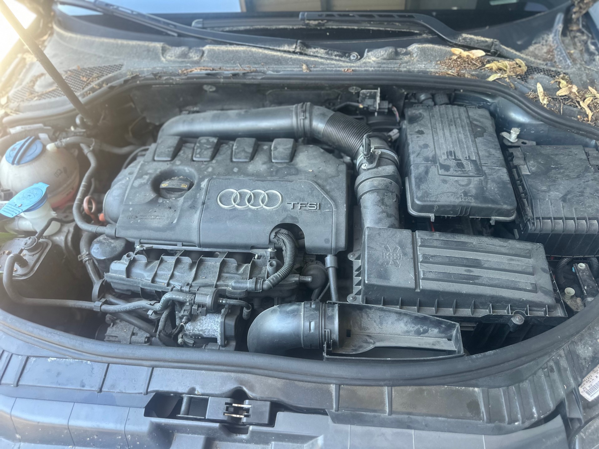 AUDI A3 Sportback 1.8 TFSI Ambition S-tronic-image-4