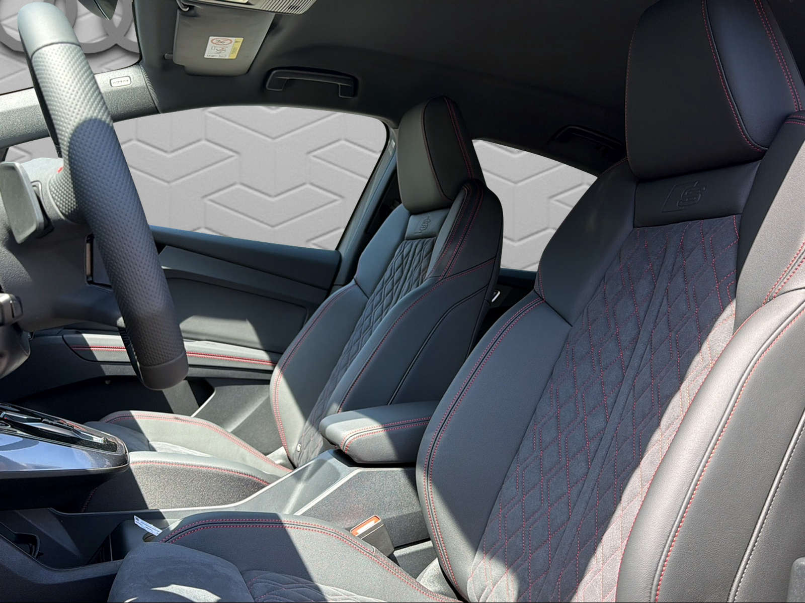 AUDI Q4 Sportback e-tron 45 Edition Swiss Ski quattro-image-6
