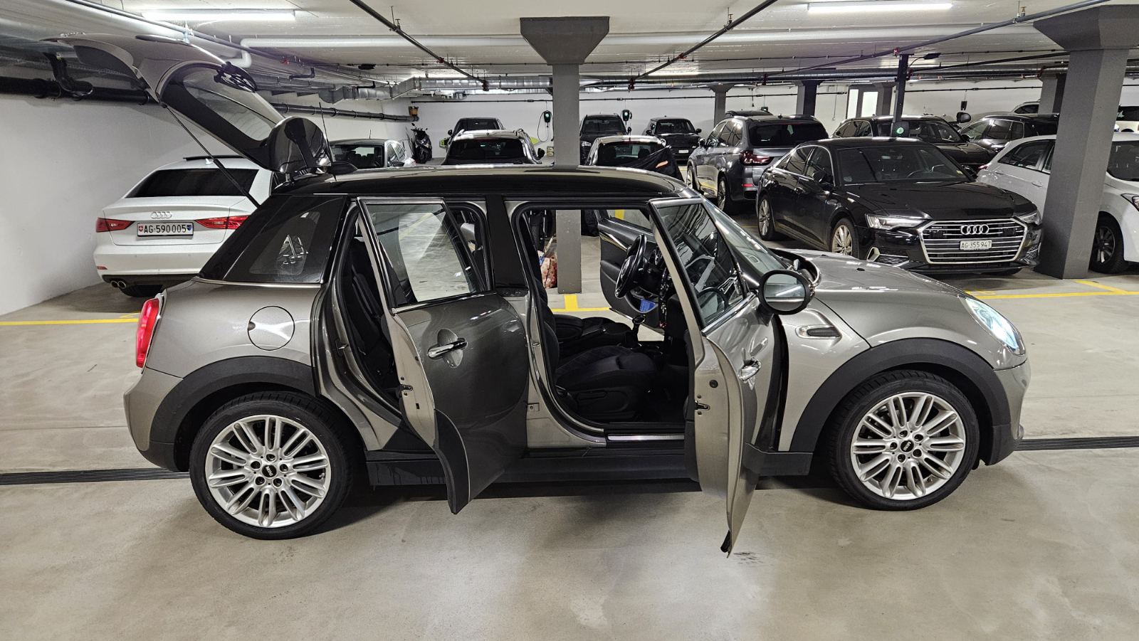 MINI Cooper Steptronic-image-3