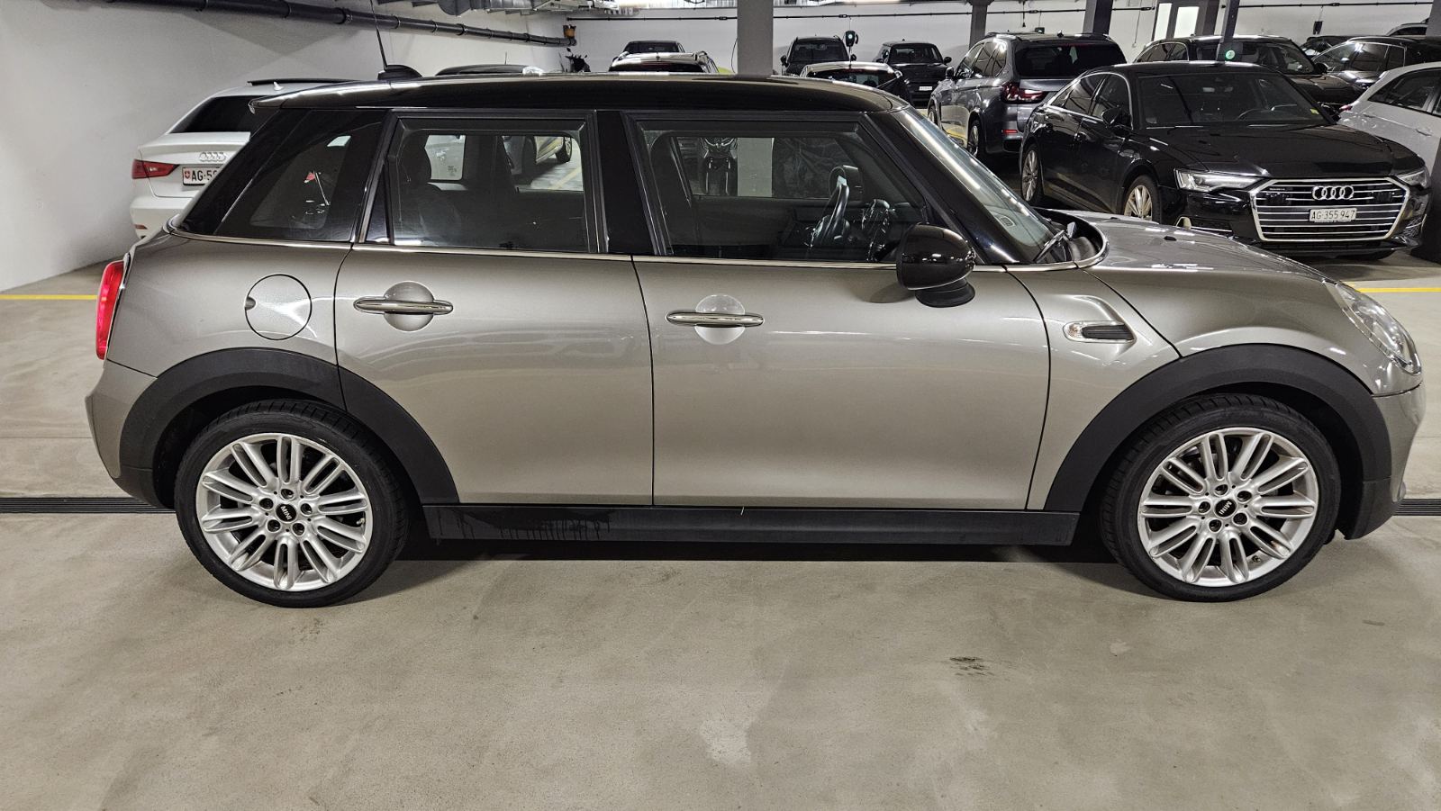 MINI Cooper Steptronic-image-7
