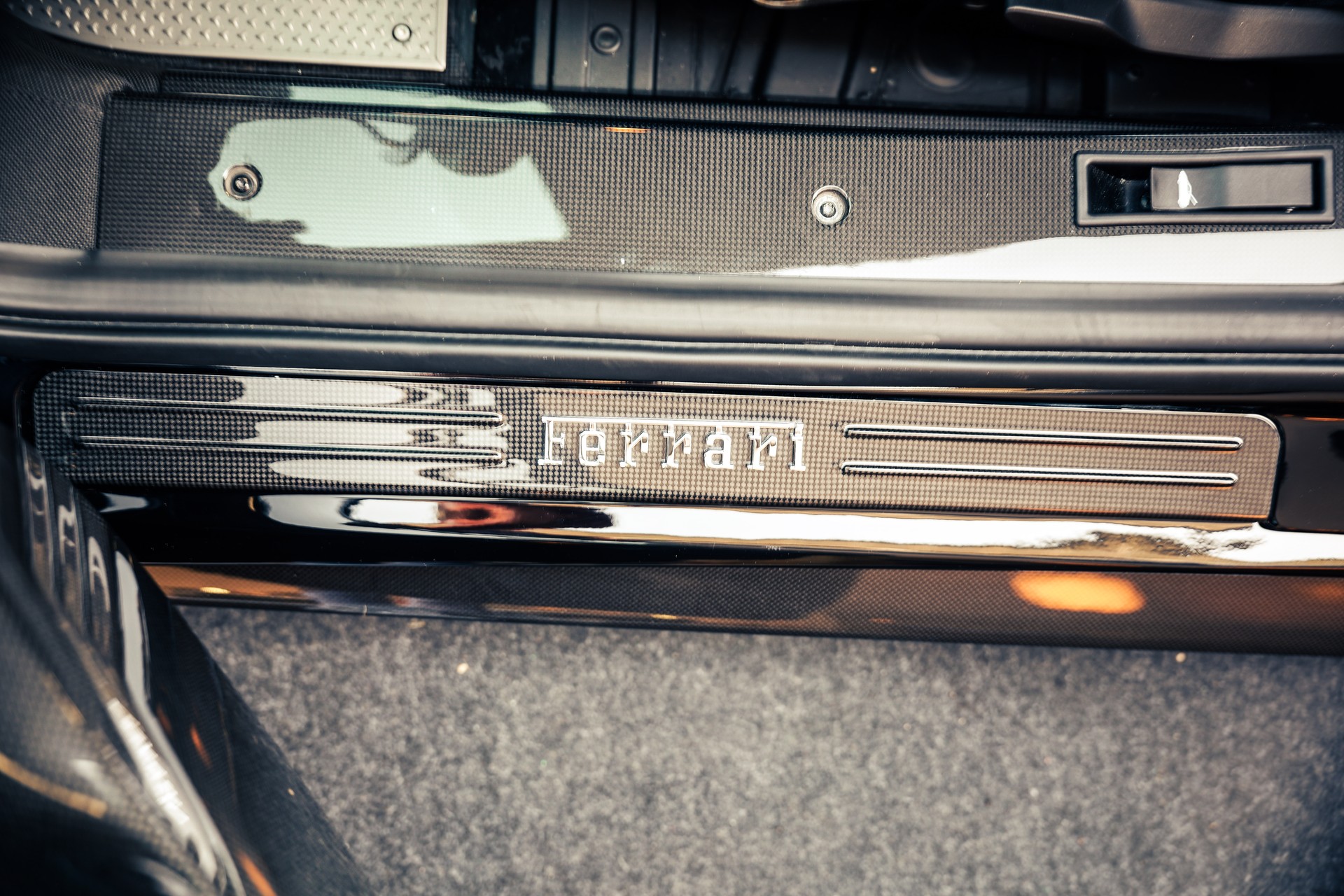 FERRARI 488 Pista 3.9 V8-image-11