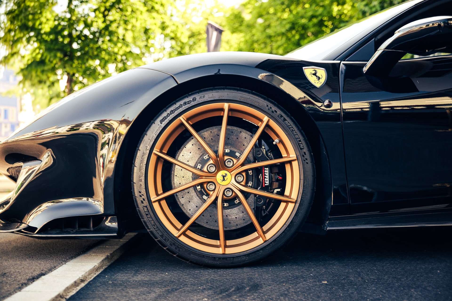 FERRARI 488 Pista 3.9 V8-image-7