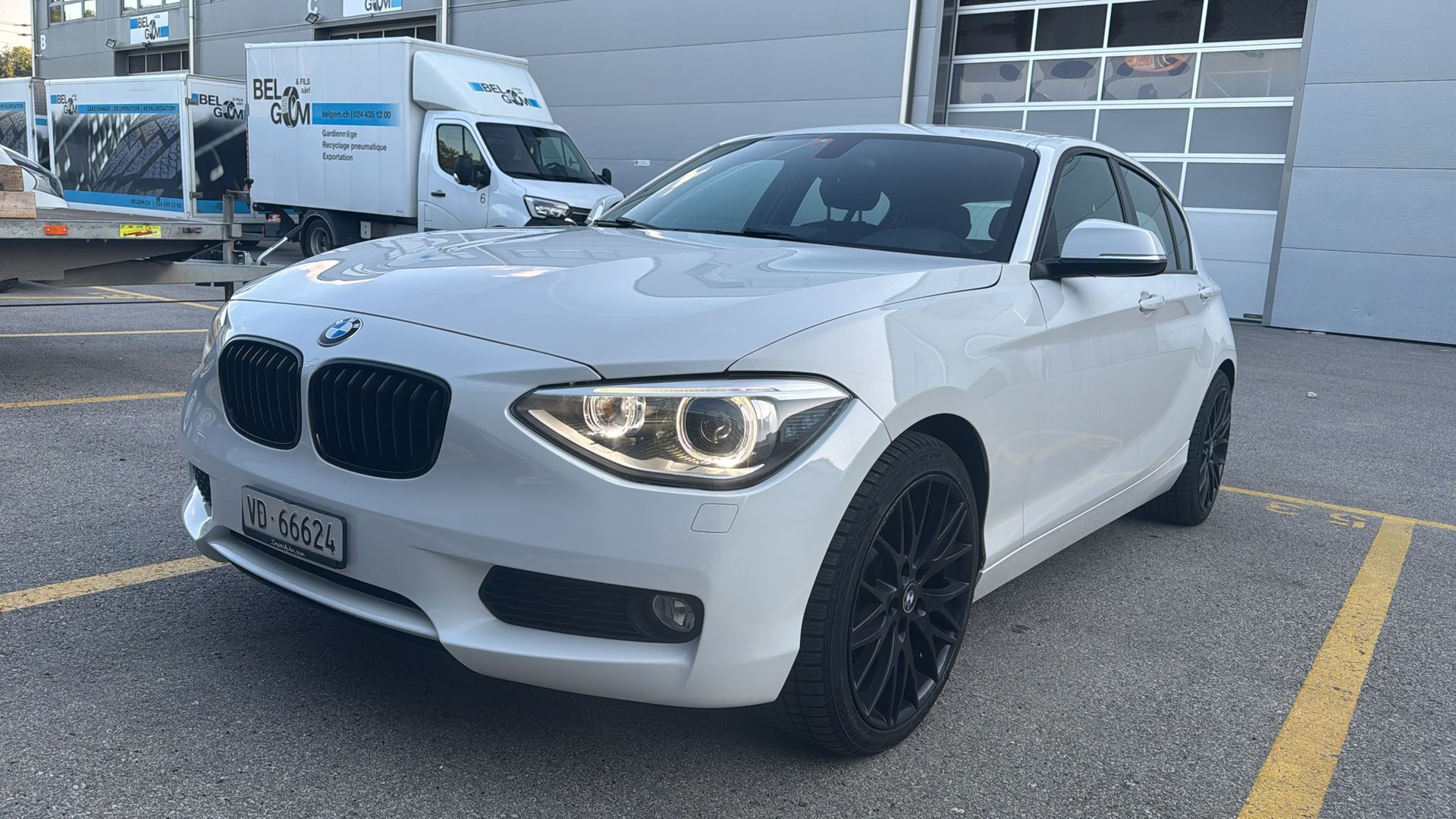 BMW 118d-image-0