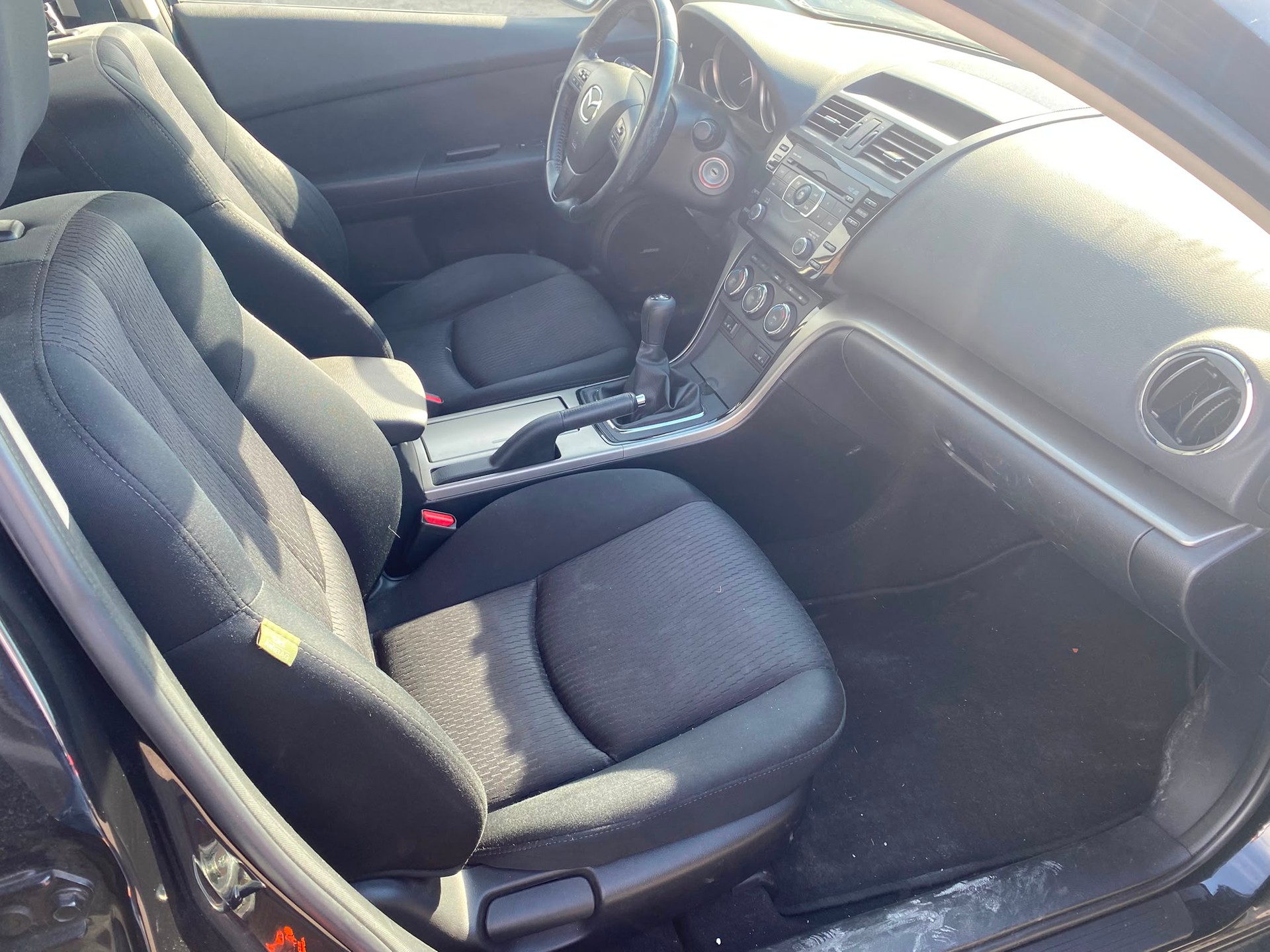 MAZDA 6 2.0 16V DISI Exclusive-image-7