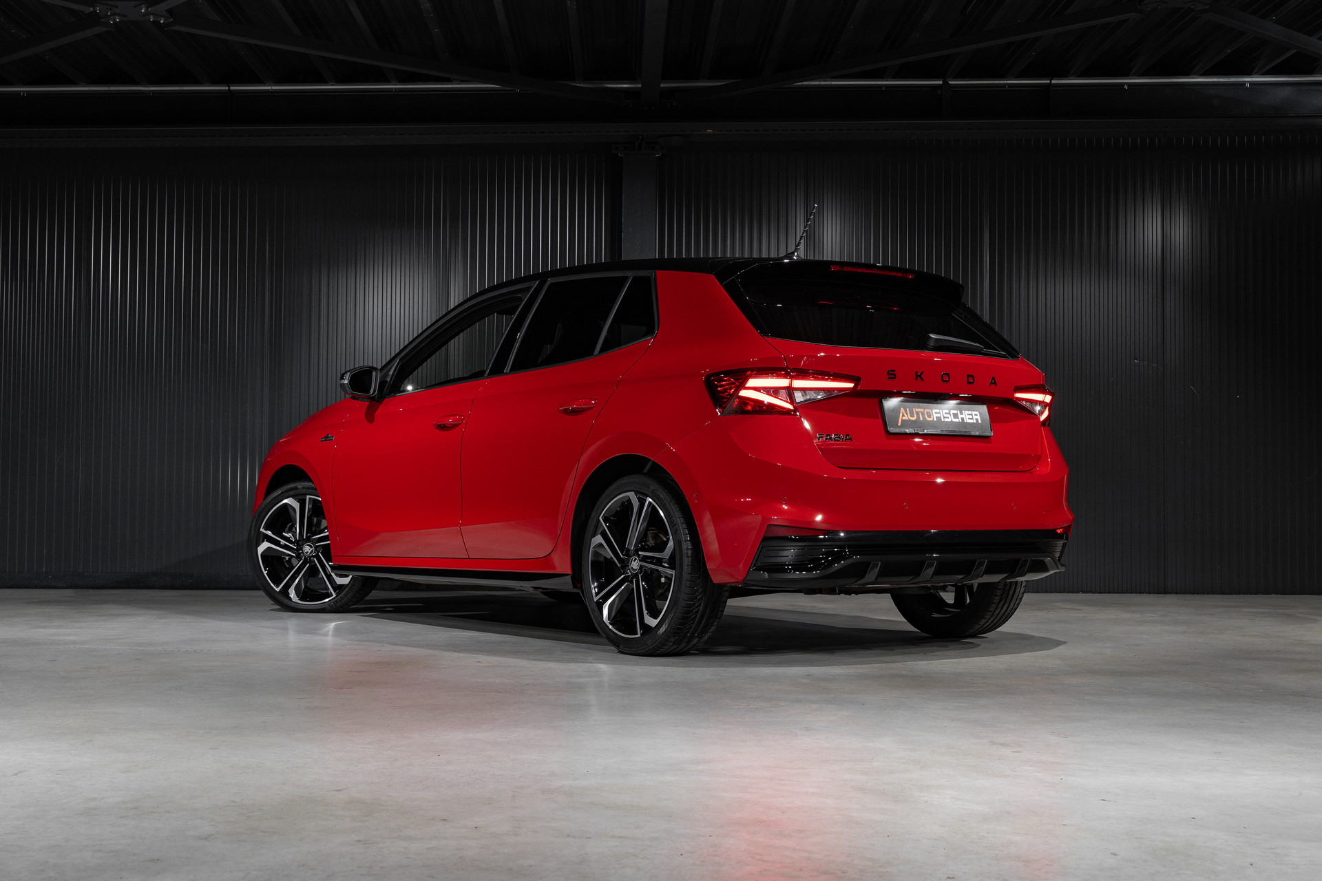 SKODA Fabia 1.5 TSI Monte Carlo DSG-showroom-element-1
