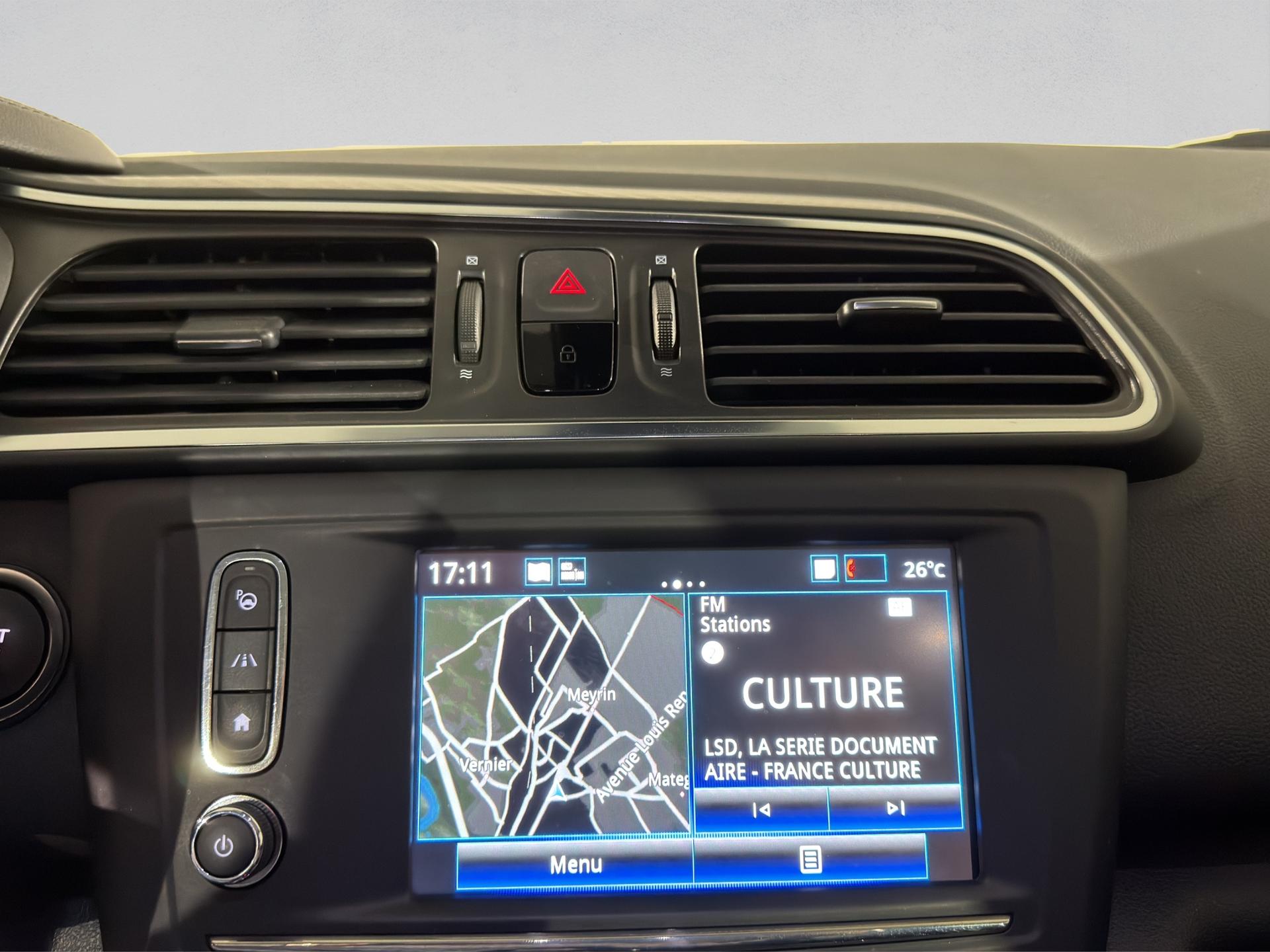 RENAULT Kadjar 1.3 16V Turbo Intens-image-12
