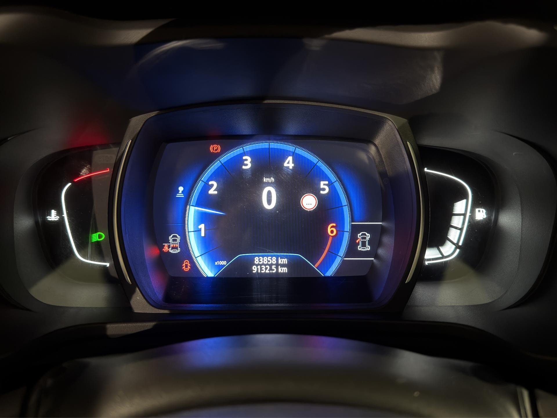 RENAULT Kadjar 1.3 16V Turbo Intens-image-10