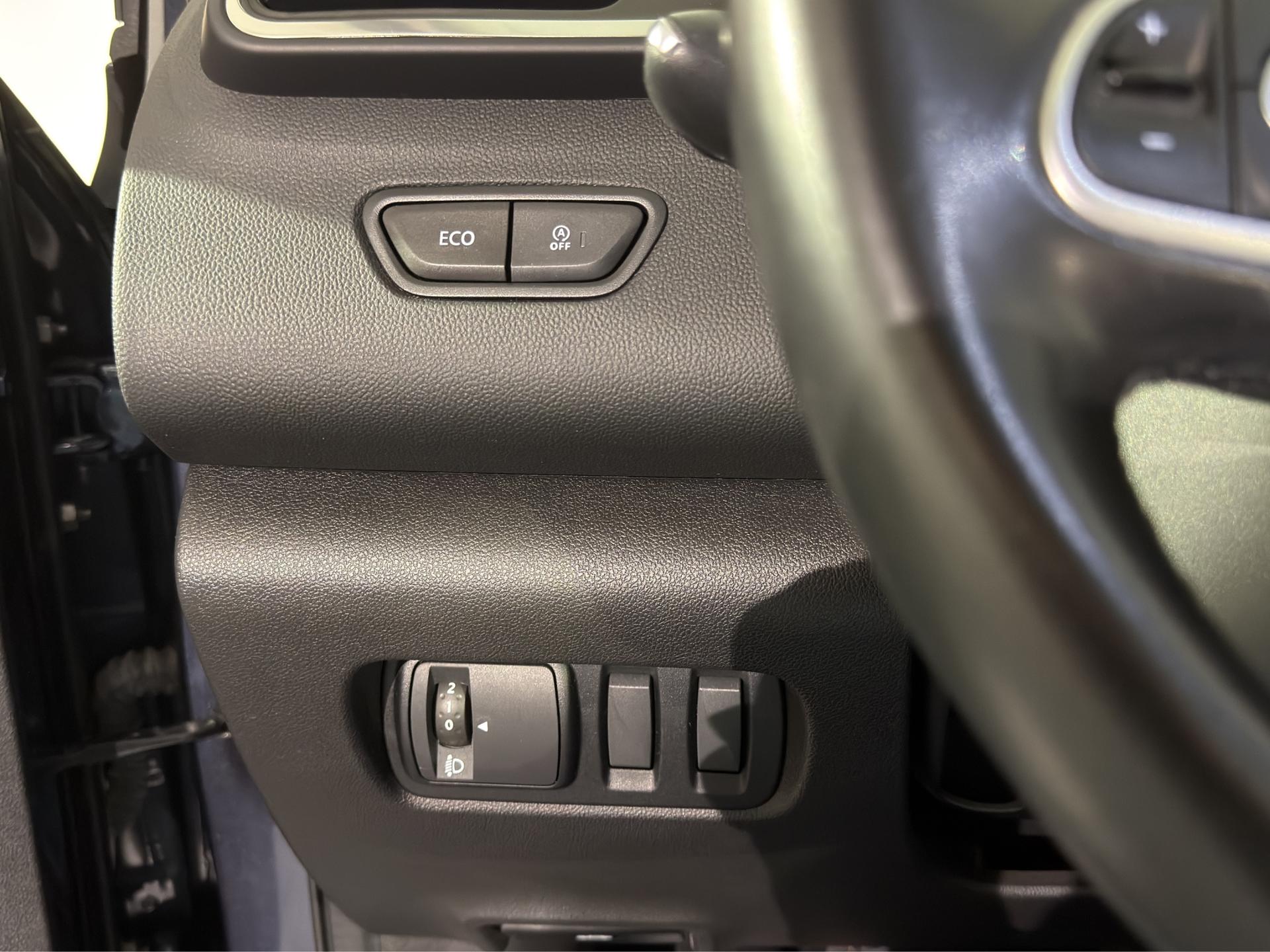 RENAULT Kadjar 1.3 16V Turbo Intens-image-24