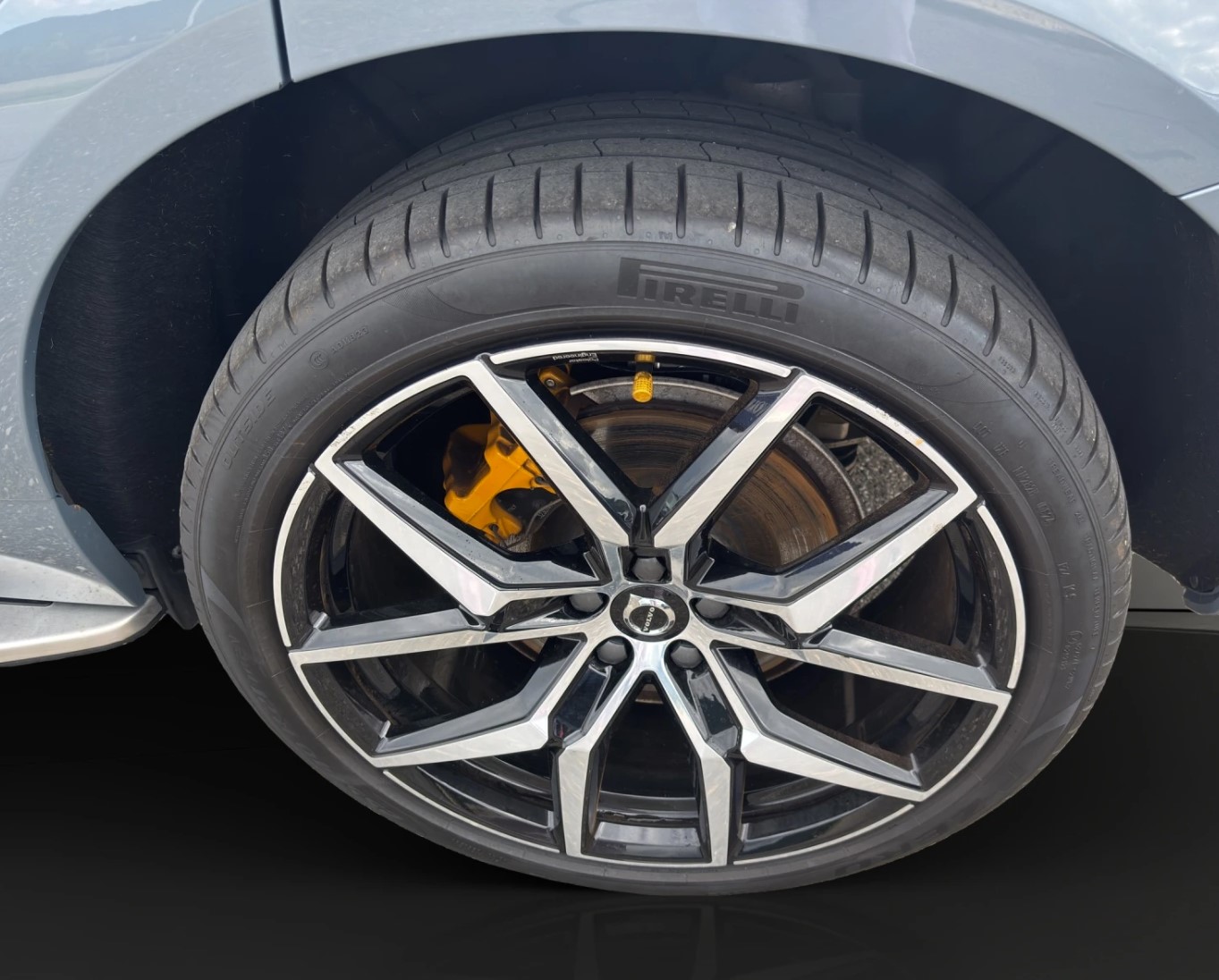 VOLVO XC60 2.0 T8 TE Polestar eAWD-image-4