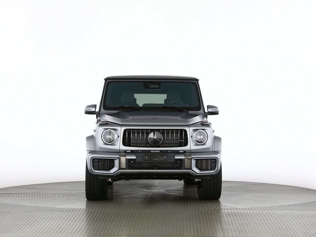 MERCEDES-BENZ G 63 AMG 9G-Tronic-showroom-element-1