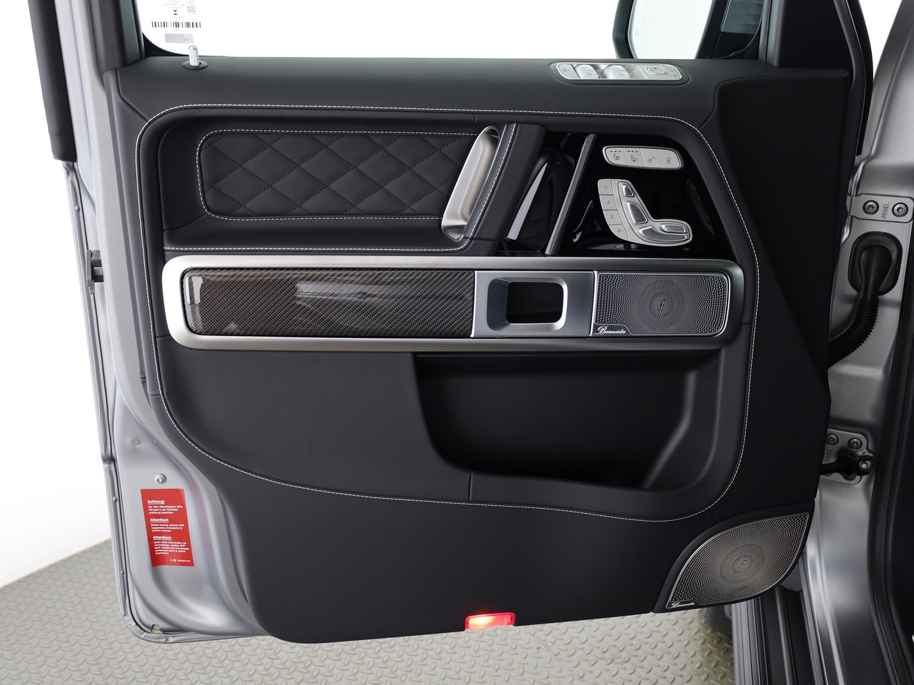 MERCEDES-BENZ G 63 AMG 9G-Tronic-image-14