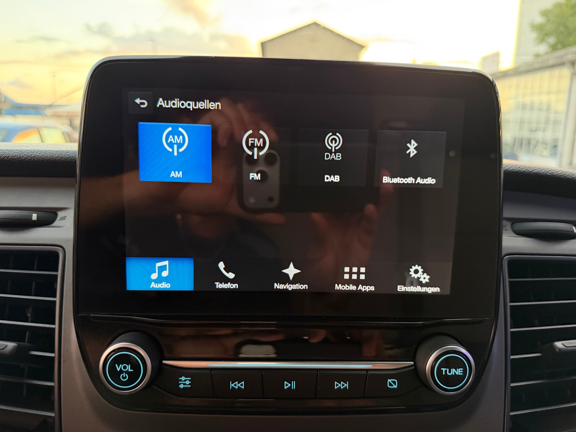 FORD Transit Custom Van 340 L2H1 Trend A-image-17
