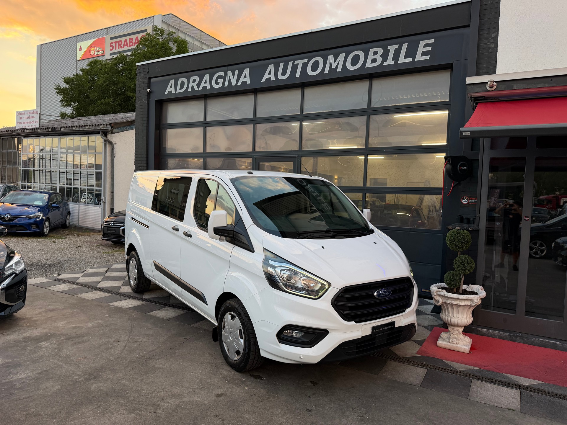 FORD Transit Custom Van 340 L2H1 Trend A-image-0