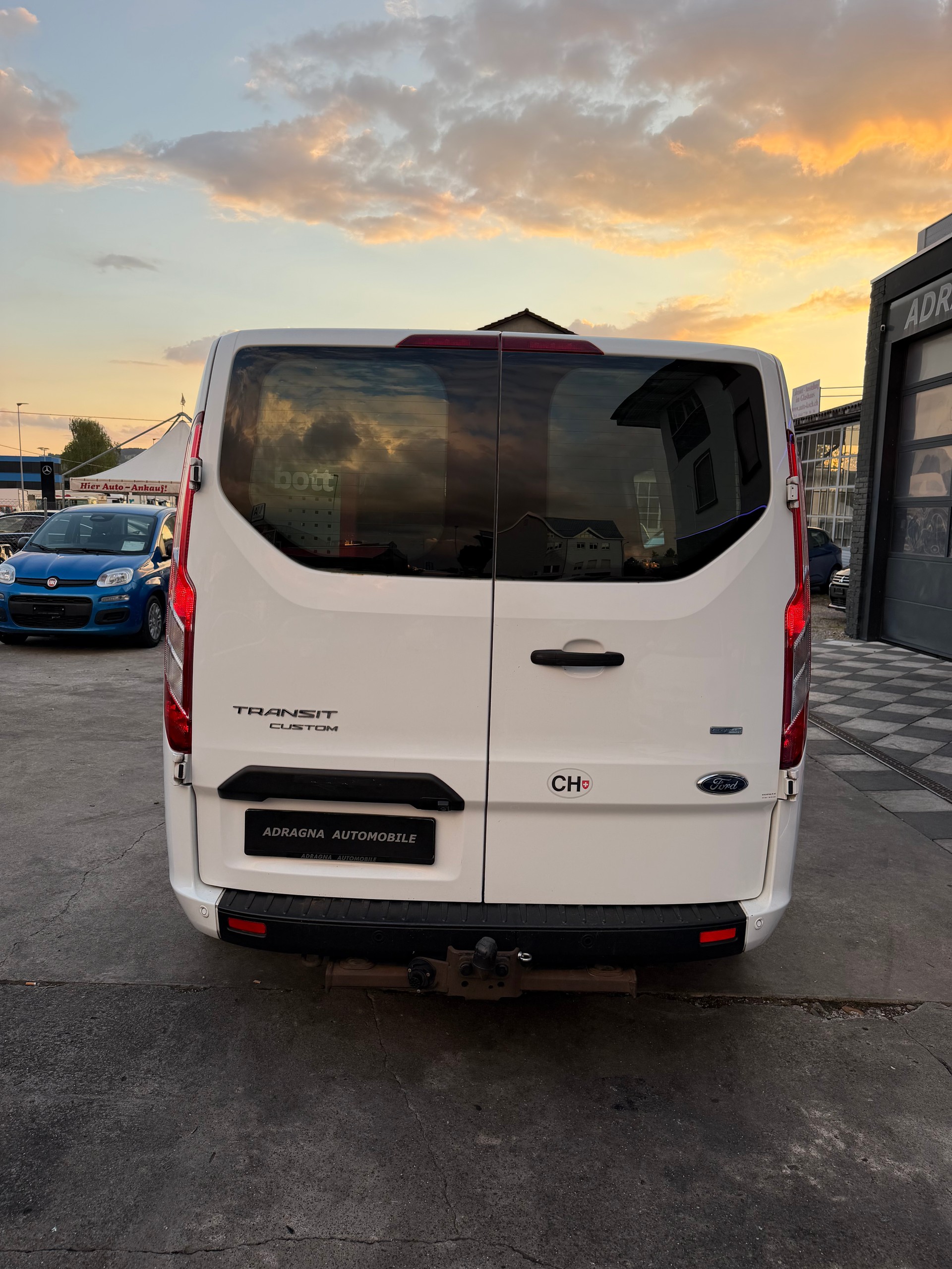 FORD Transit Custom Van 340 L2H1 Trend A-image-7