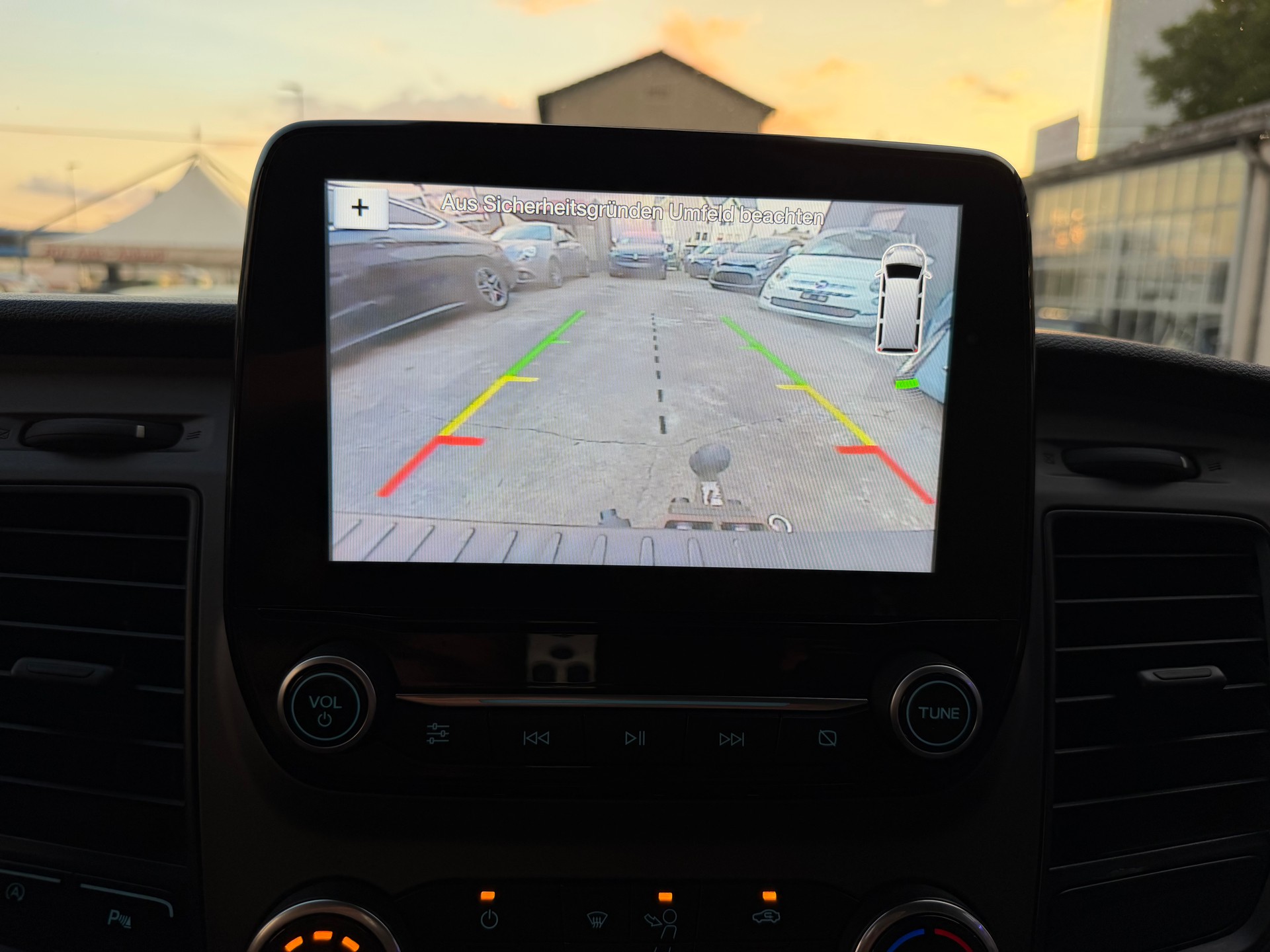 FORD Transit Custom Van 340 L2H1 Trend A-image-15