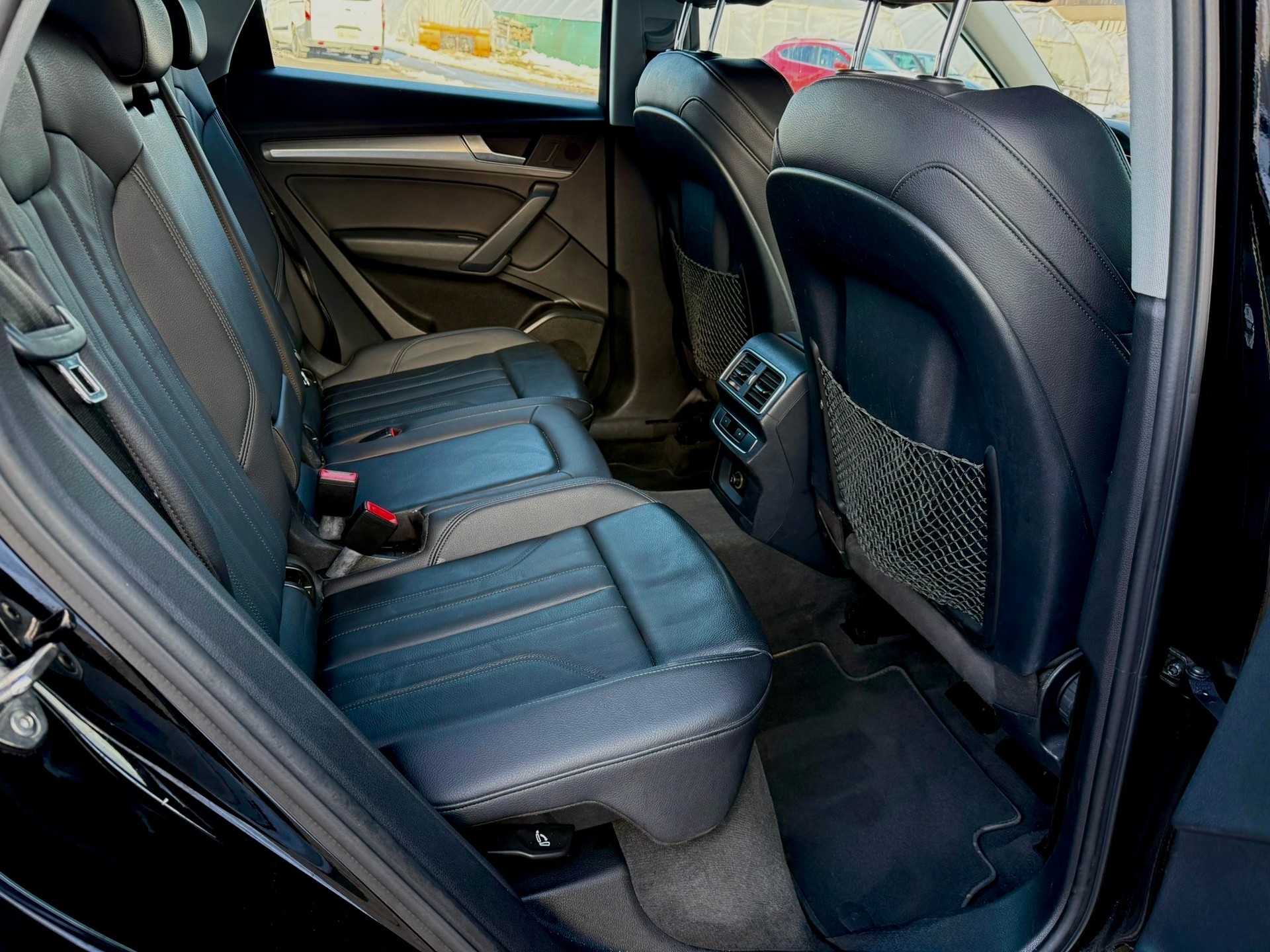 AUDI Q5 40 TDI sport quattro S-tronic-image-10