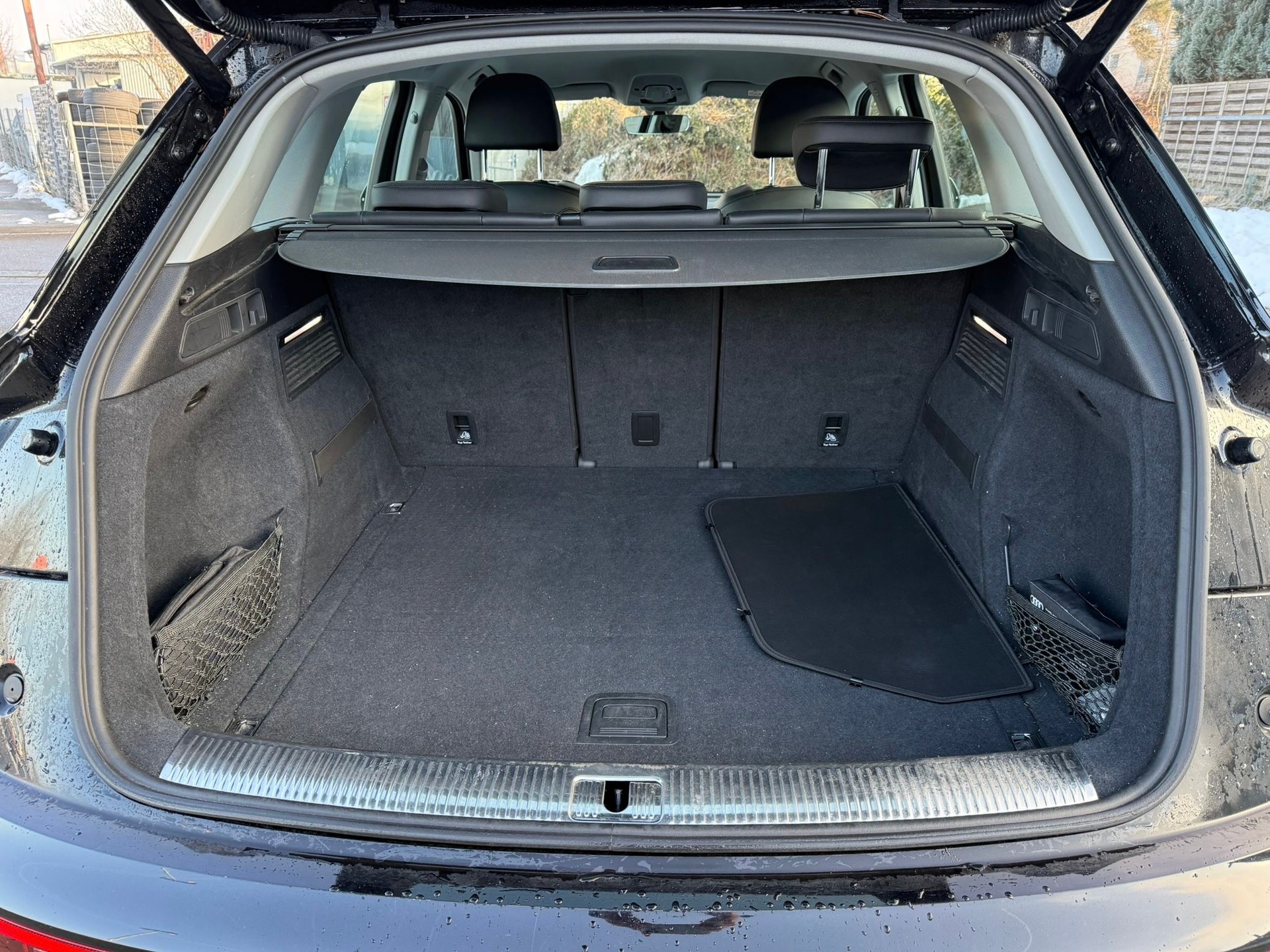 AUDI Q5 40 TDI sport quattro S-tronic-image-12