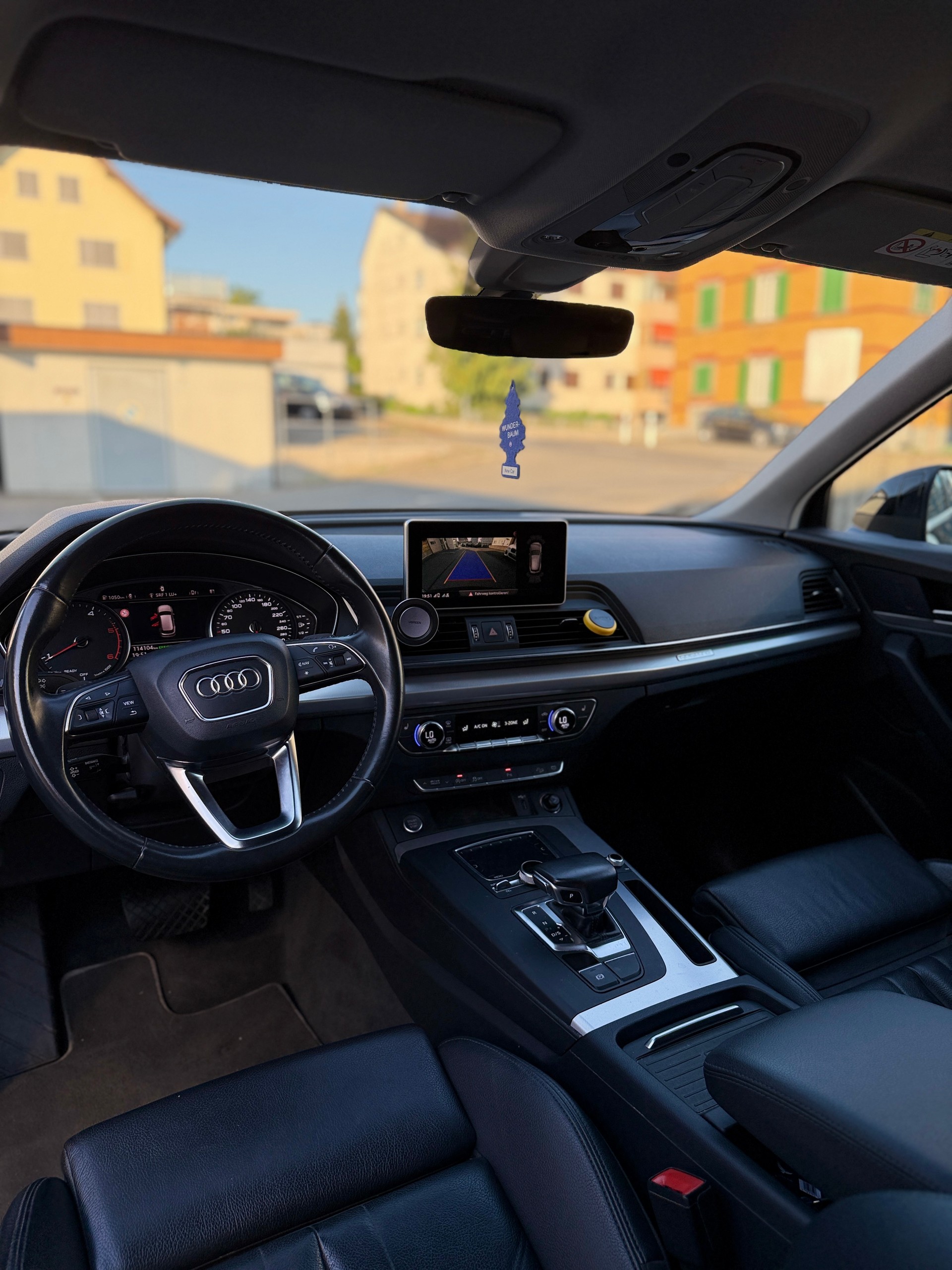 AUDI Q5 40 TDI sport quattro S-tronic-image-8