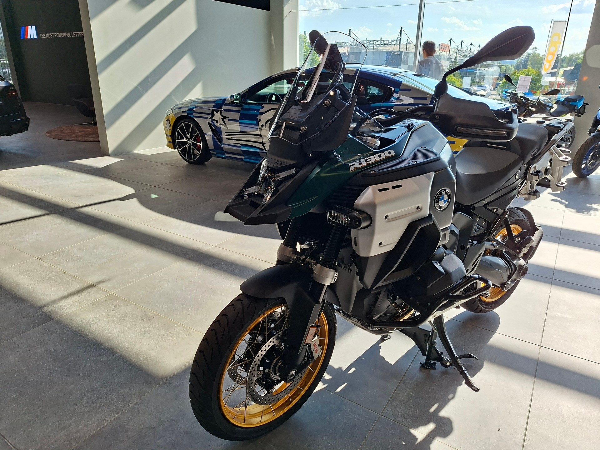 BMW R 1300 GS Adventure-image-4