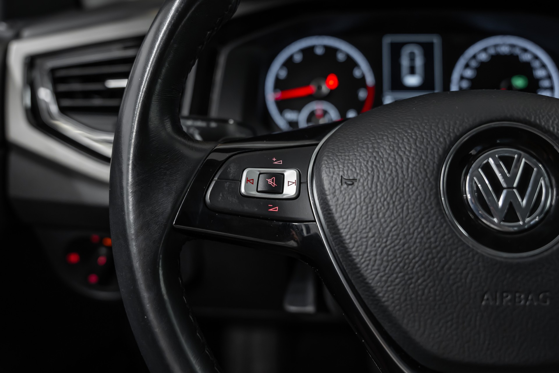 VW Polo 1.0 TSI BMT Comfortline DSG *CH Fahrzeug*-image-18