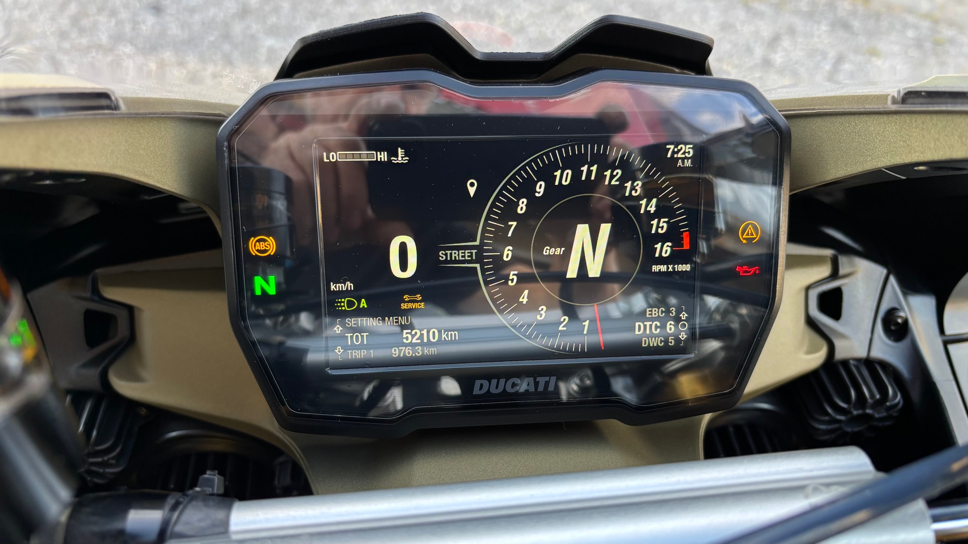 DUCATI Panigale V4 SP2-image-10