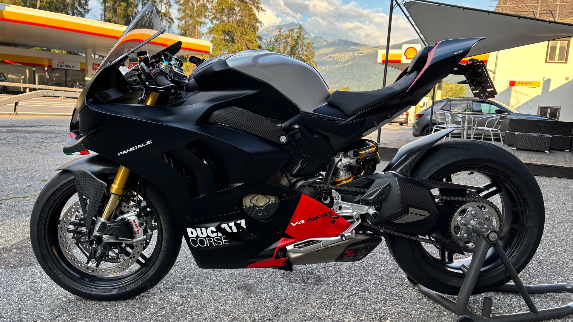 DUCATI Panigale V4 SP2-image-2