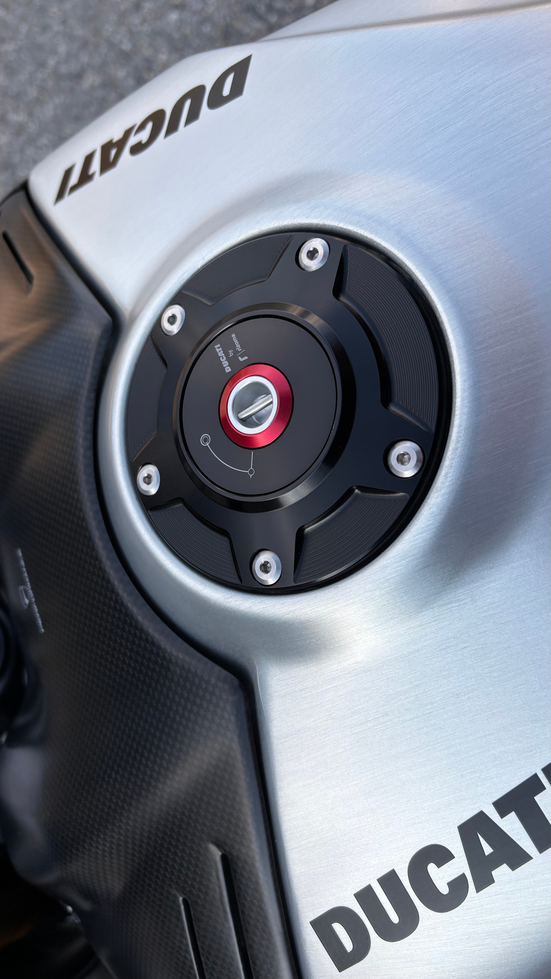 DUCATI Panigale V4 SP2-image-11