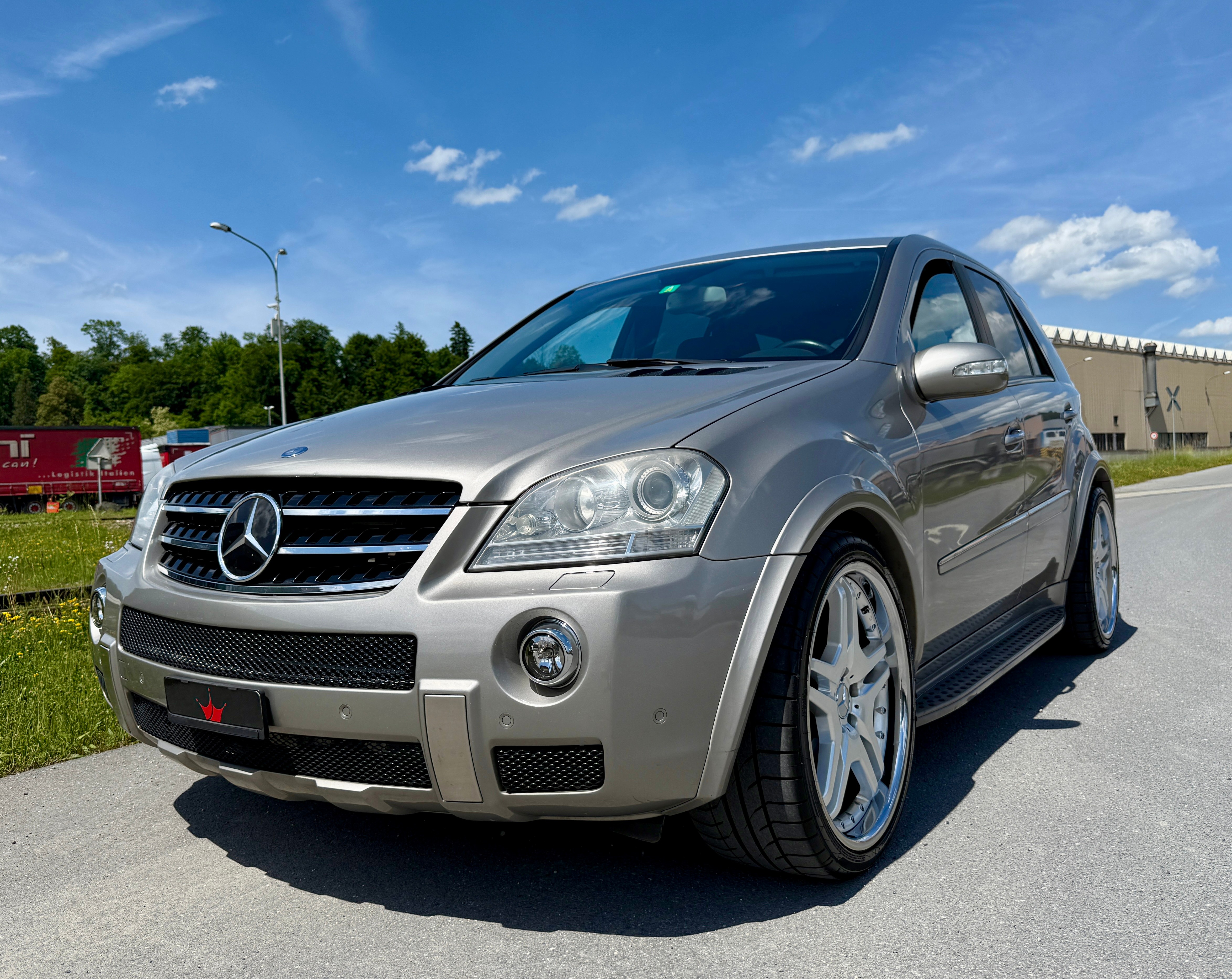 Car photo
