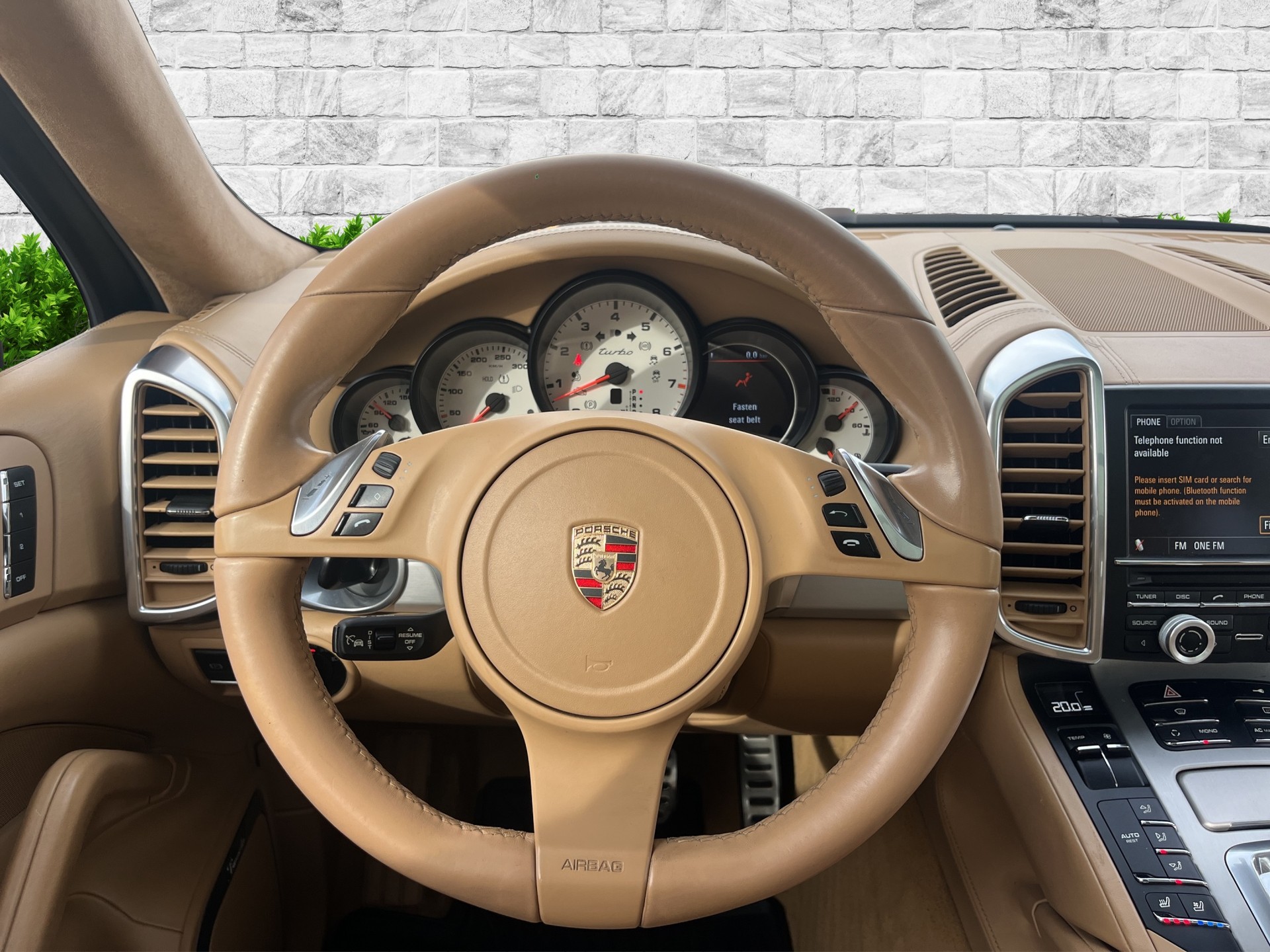 PORSCHE Cayenne Turbo-image-10