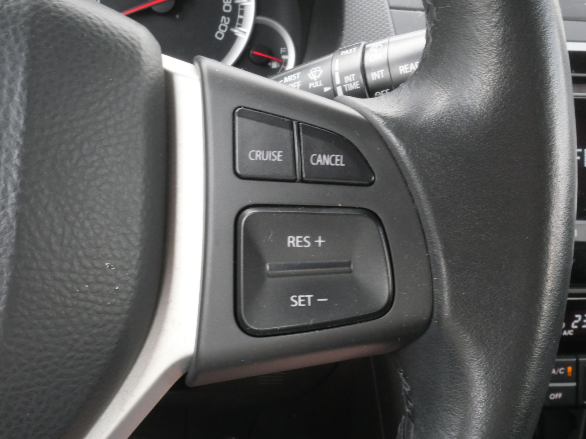 SUZUKI Swift 1.2i 16V GL Top *Facelift, 8-Räder, MFK 07.26*-image-16