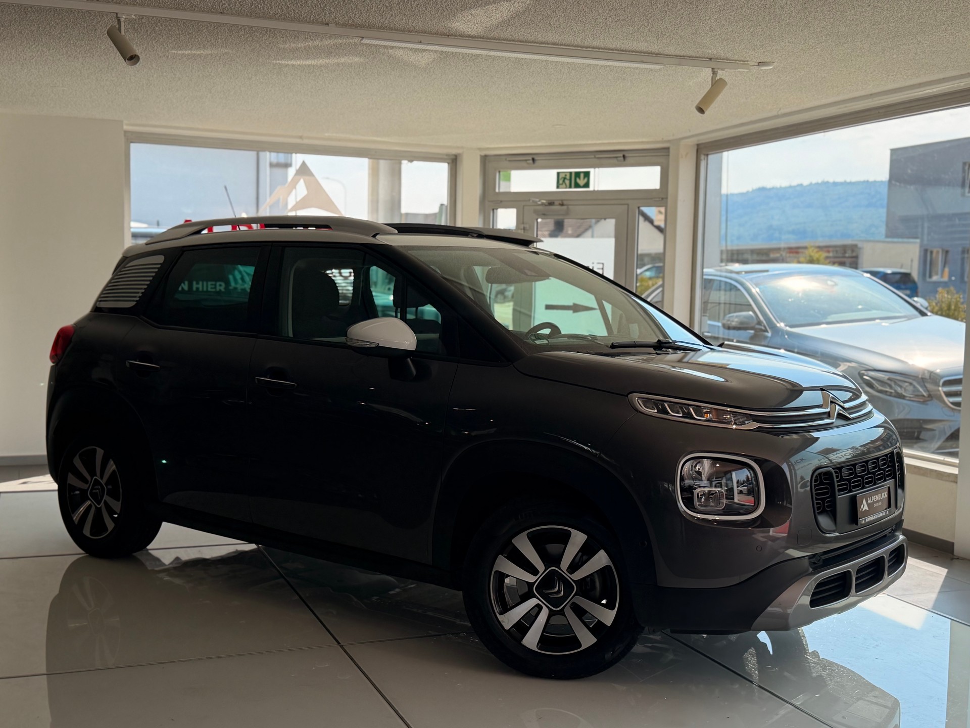 CITROEN C3 Aircross 1.2i PureTech Rip Curl EAT-image-2