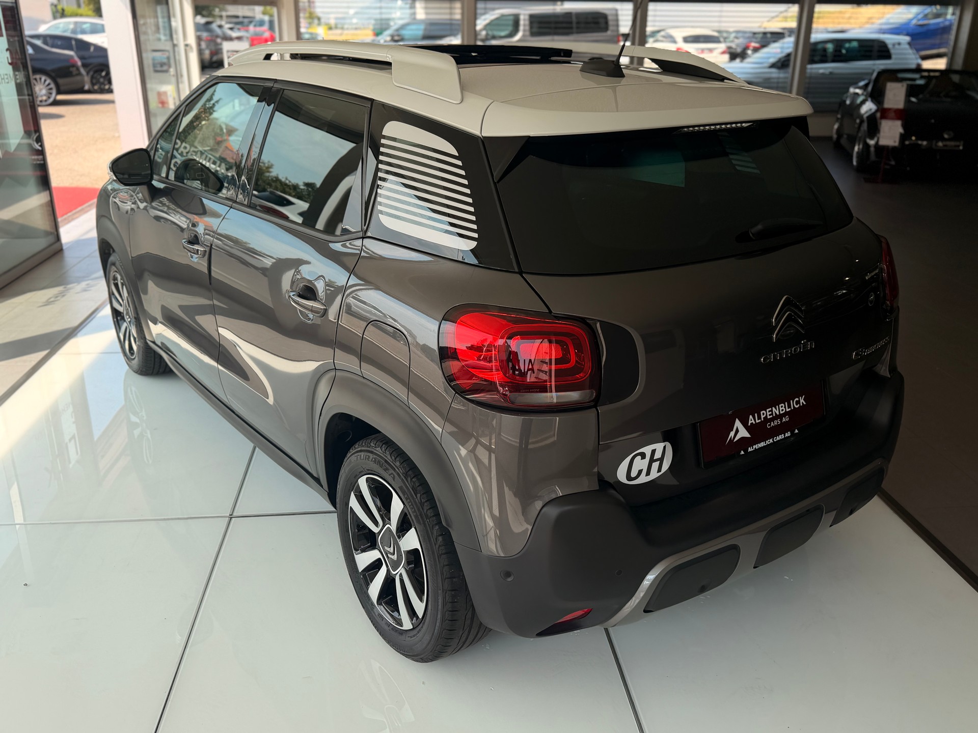 CITROEN C3 Aircross 1.2i PureTech Rip Curl EAT-image-11