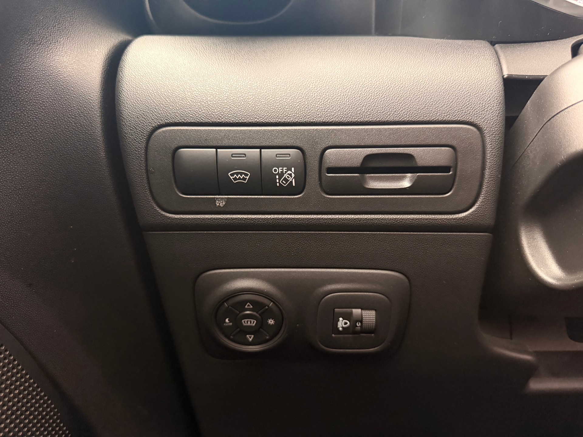 CITROEN C3 Aircross 1.2i PureTech Rip Curl EAT-image-27