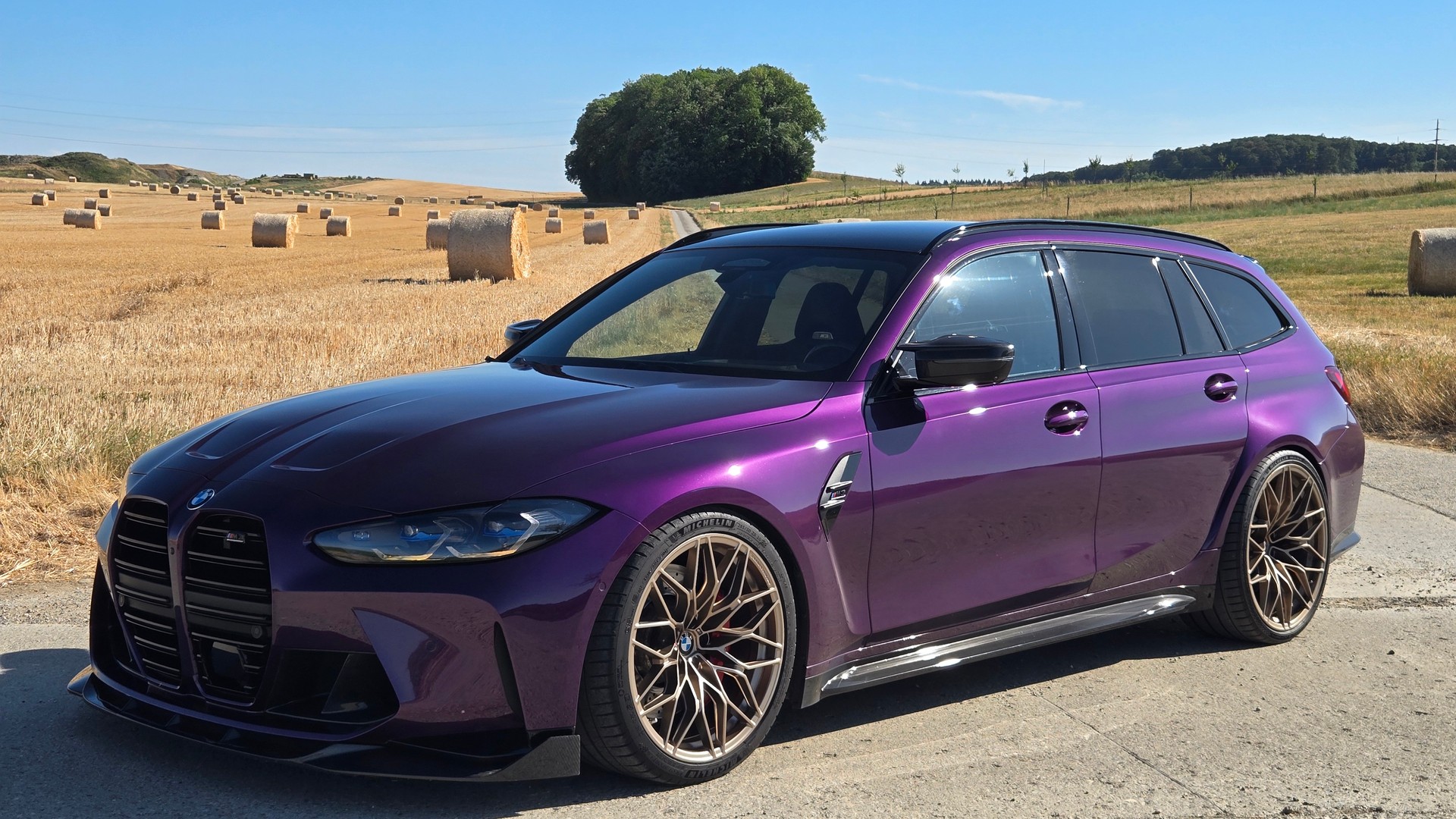 BMW M3 Touring xDrive Competition M-image-1