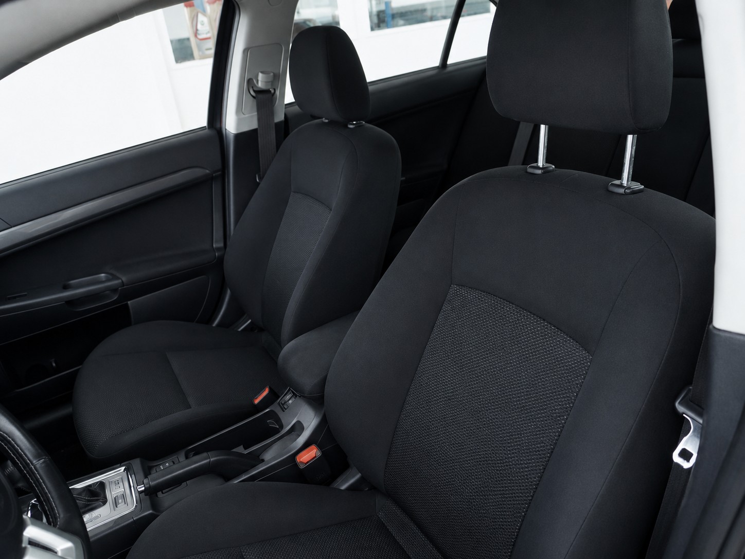 MITSUBISHI Lancer 2.0 Ralliart GS 4WD TC-SST-showroom-element-3