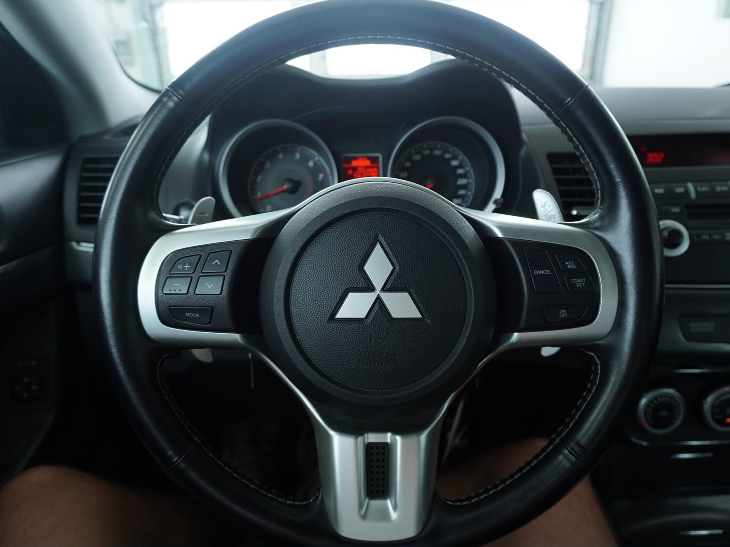 MITSUBISHI Lancer 2.0 Ralliart GS 4WD TC-SST-image-5