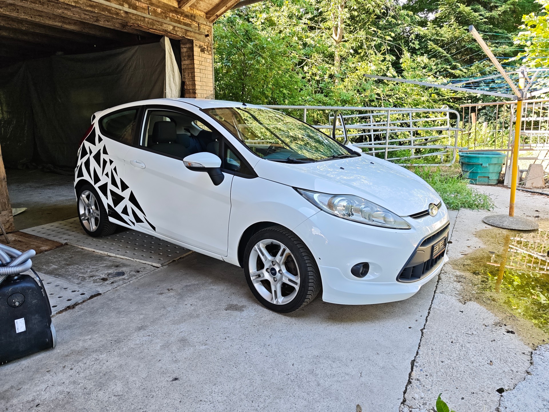 FORD 1.6 16V Sport-image-0