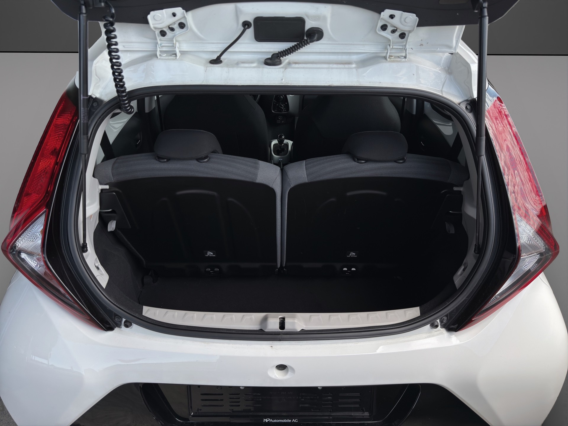TOYOTA Aygo 1.0 VVT-i Trend X-shift-image-3