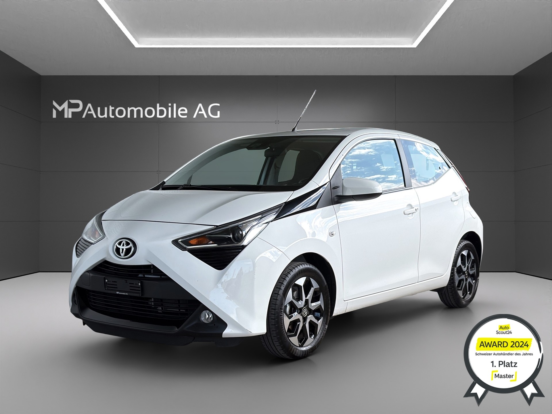 TOYOTA Aygo 1.0 VVT-i Trend X-shift-image-0