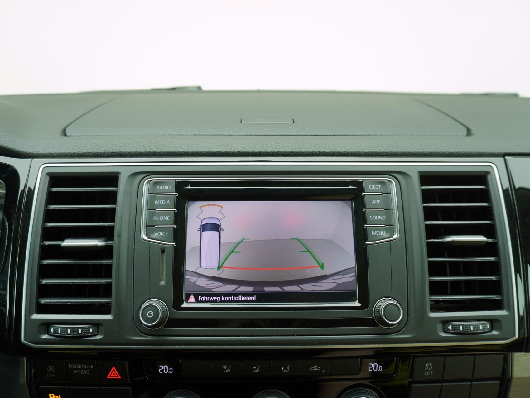 VW T6 California 3000 2.0 TDI Beach Edition 4Motion-image-17