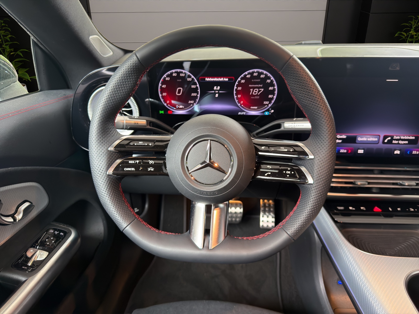 MERCEDES-BENZ CLA 250+ 85 kWh EQ-image-13