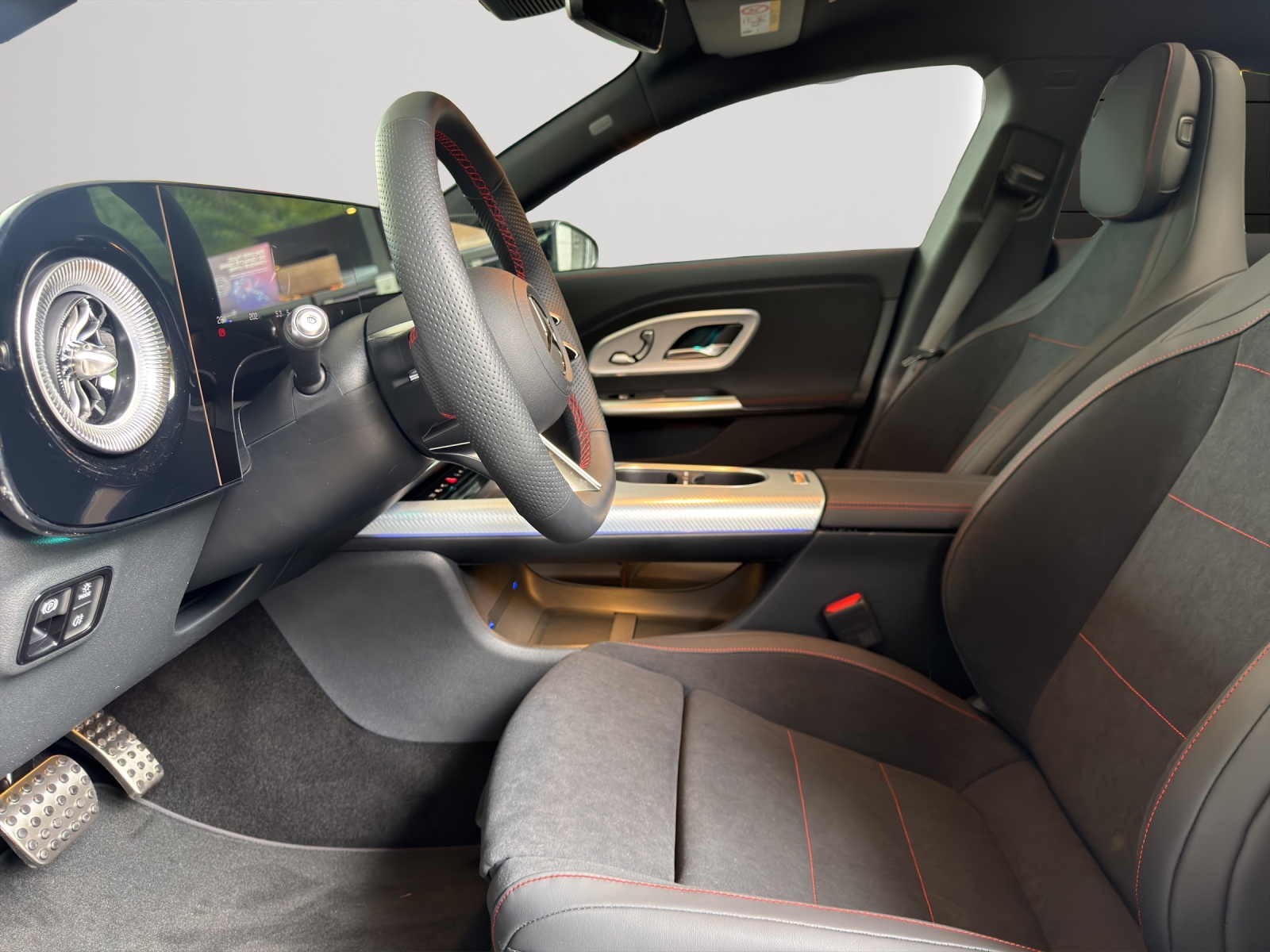 MERCEDES-BENZ CLA 250+ 85 kWh EQ-image-8