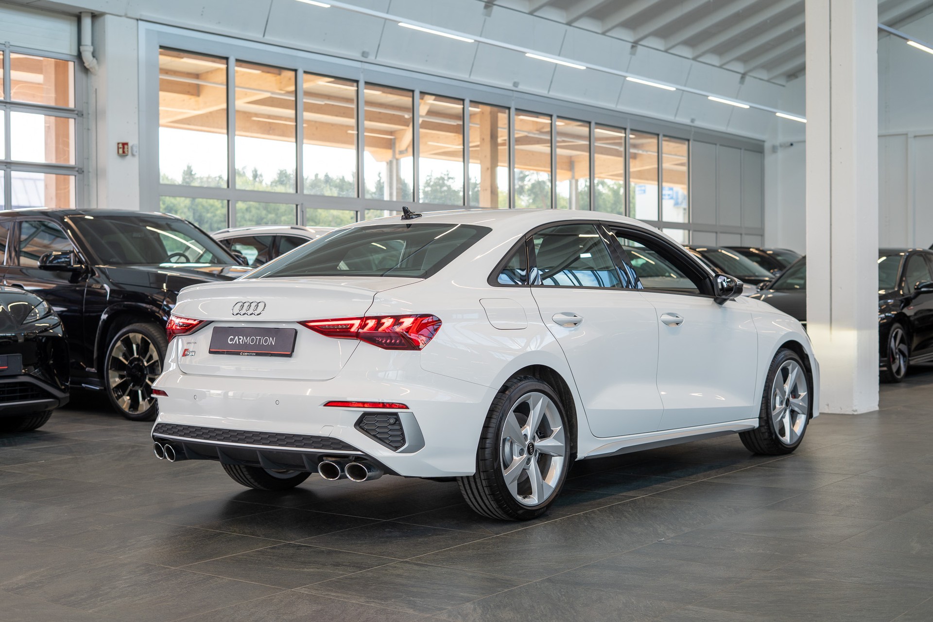AUDI S3 Limousine 2.0 TFSI quattro S-Tronic / Sportsitze / Abstand-Tempomat / Virtual Cockpit-image-6