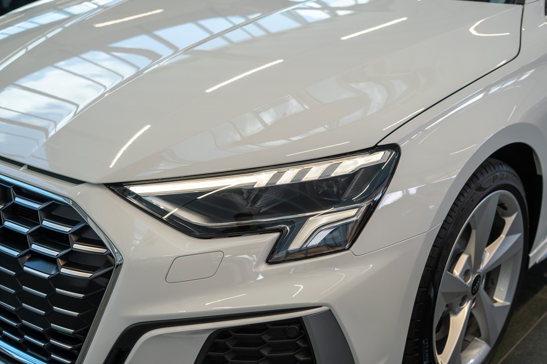 AUDI S3 Limousine 2.0 TFSI quattro S-Tronic / Sportsitze / Abstand-Tempomat / Virtual Cockpit-image-22