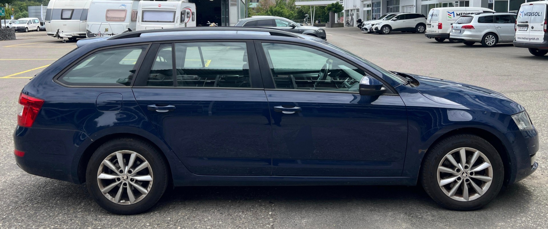 SKODA Octavia Combi 2.0 TDI Ambition 4x4 DSG-image-5