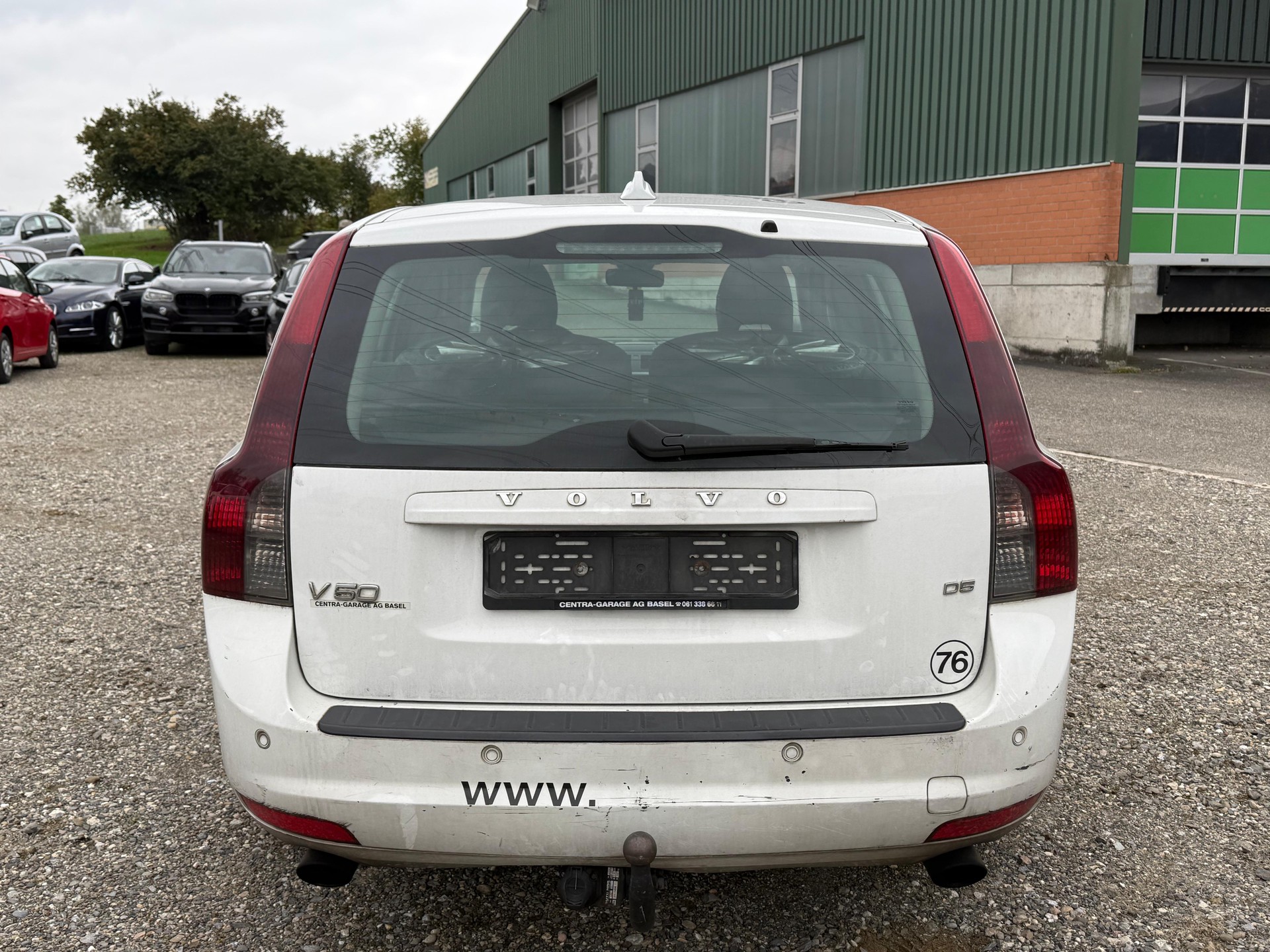 VOLVO V50 D5-image-12