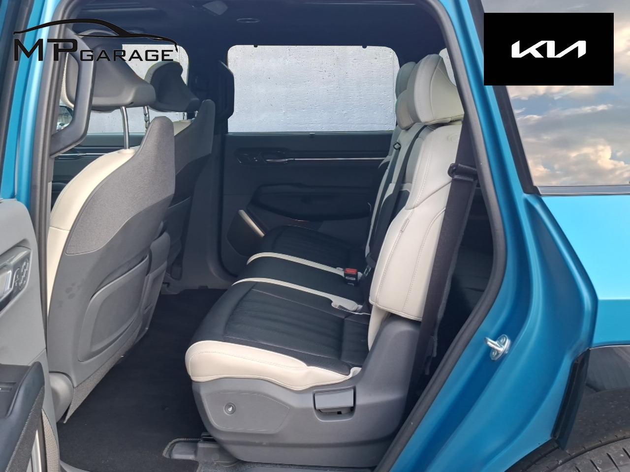 KIA EV9 99.8 kWh GT-Line 4x4-image-13