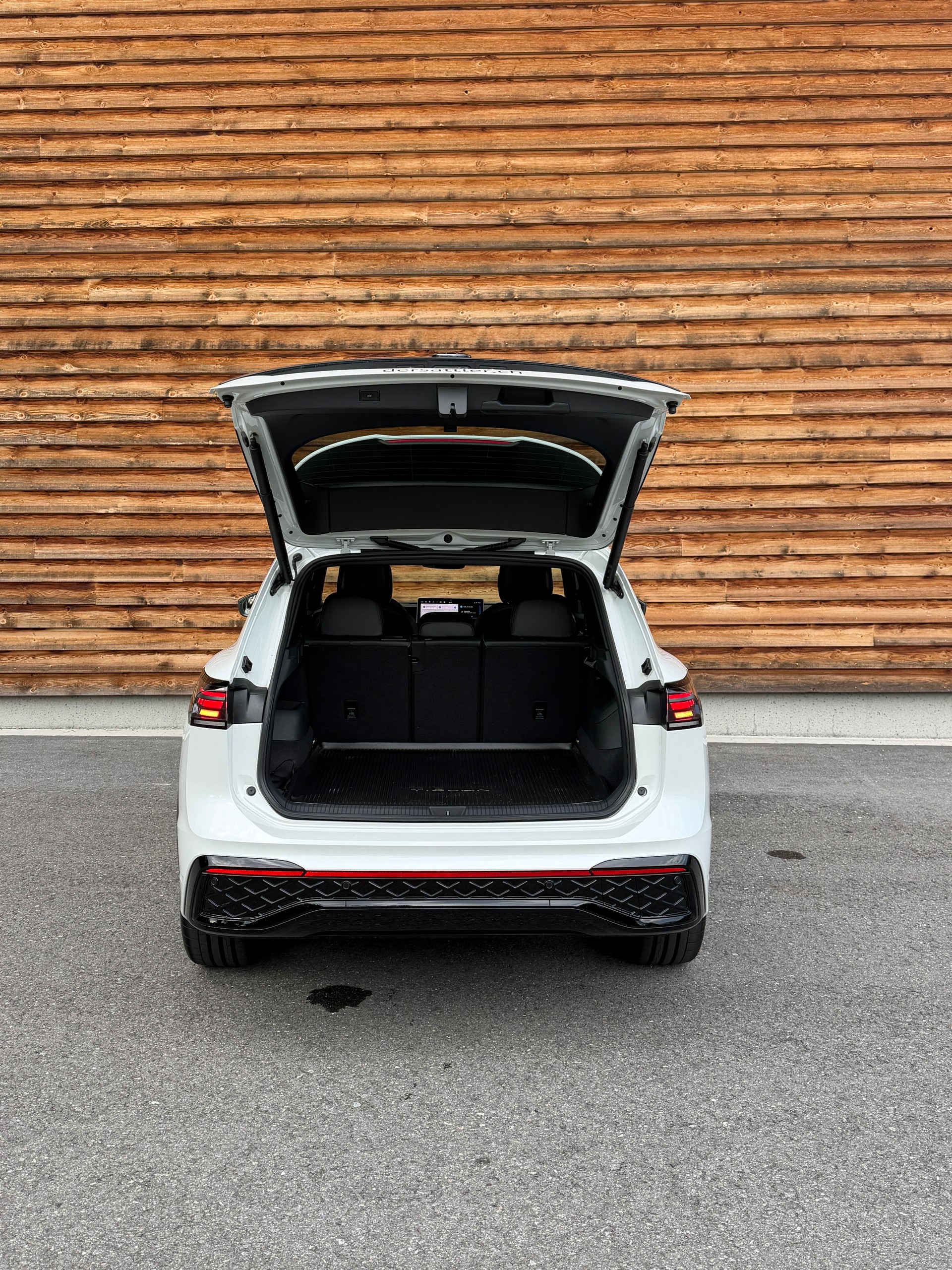 VW 2.0 TSI R-Line DSG 4motion-image-9